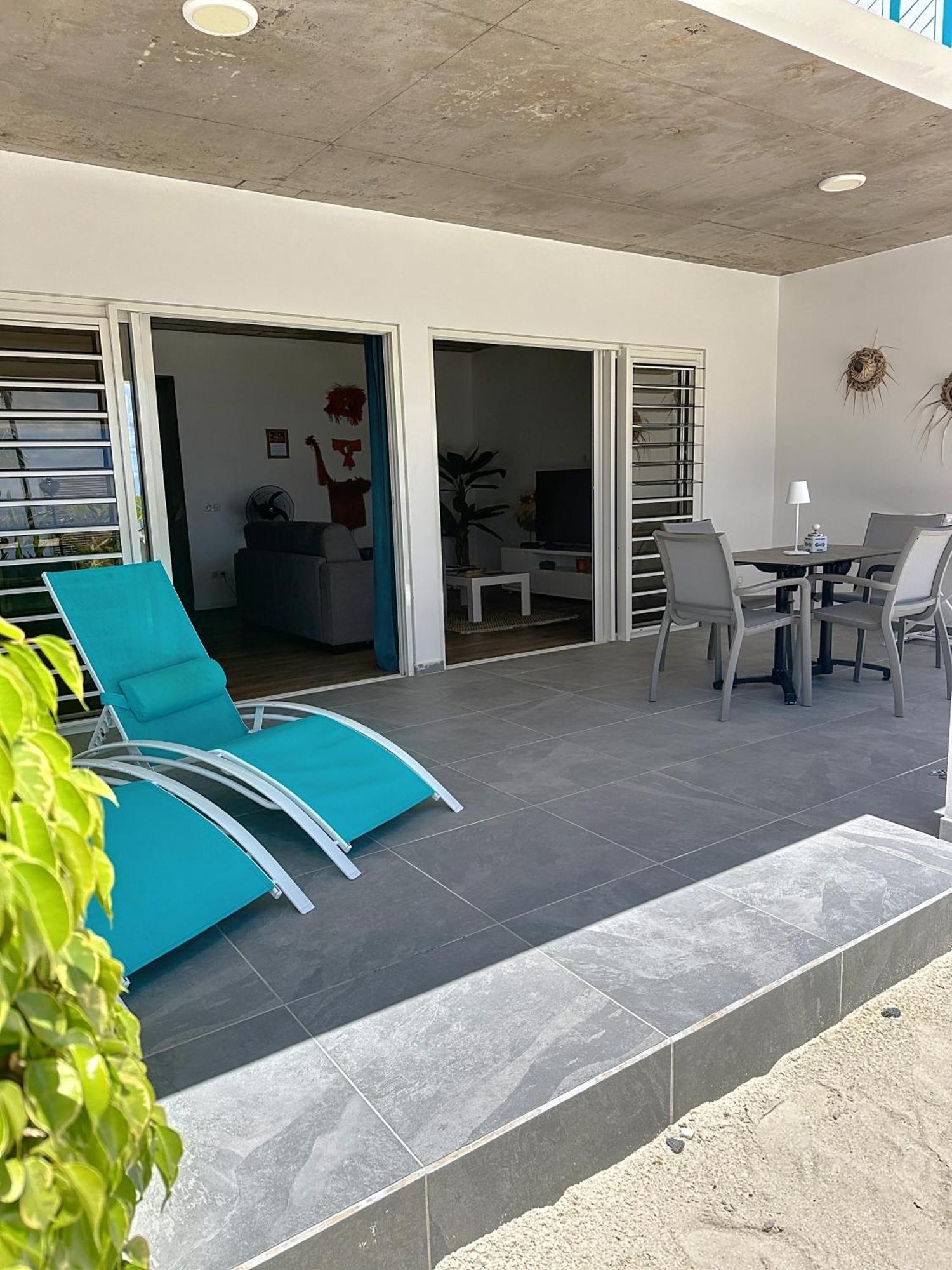 Pension Irivai Appartement Puatou 1 Chambre Bord De Mer อุตูโรอา ภายนอก รูปภาพ