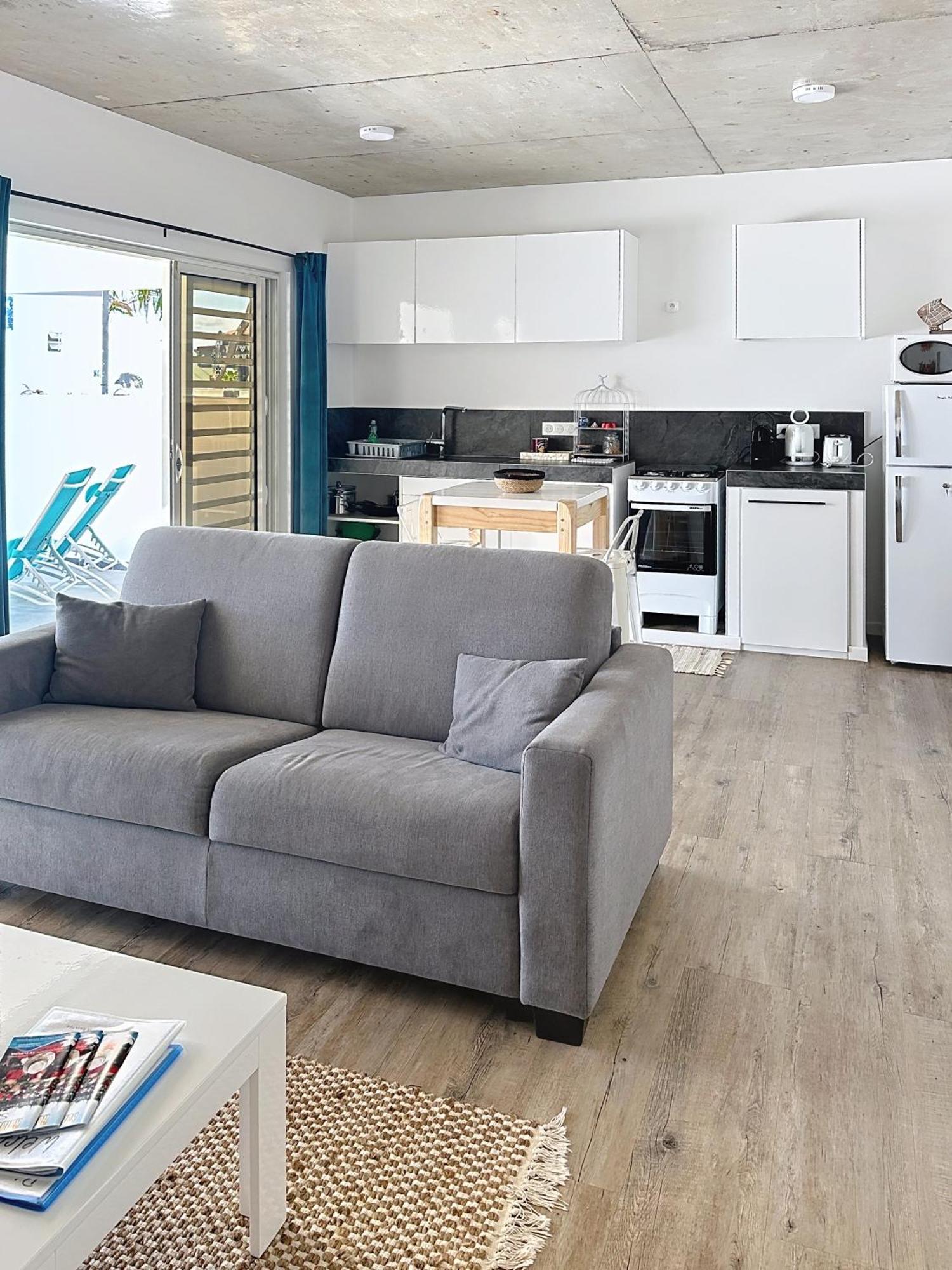 Pension Irivai Appartement Puatou 1 Chambre Bord De Mer อุตูโรอา ภายนอก รูปภาพ